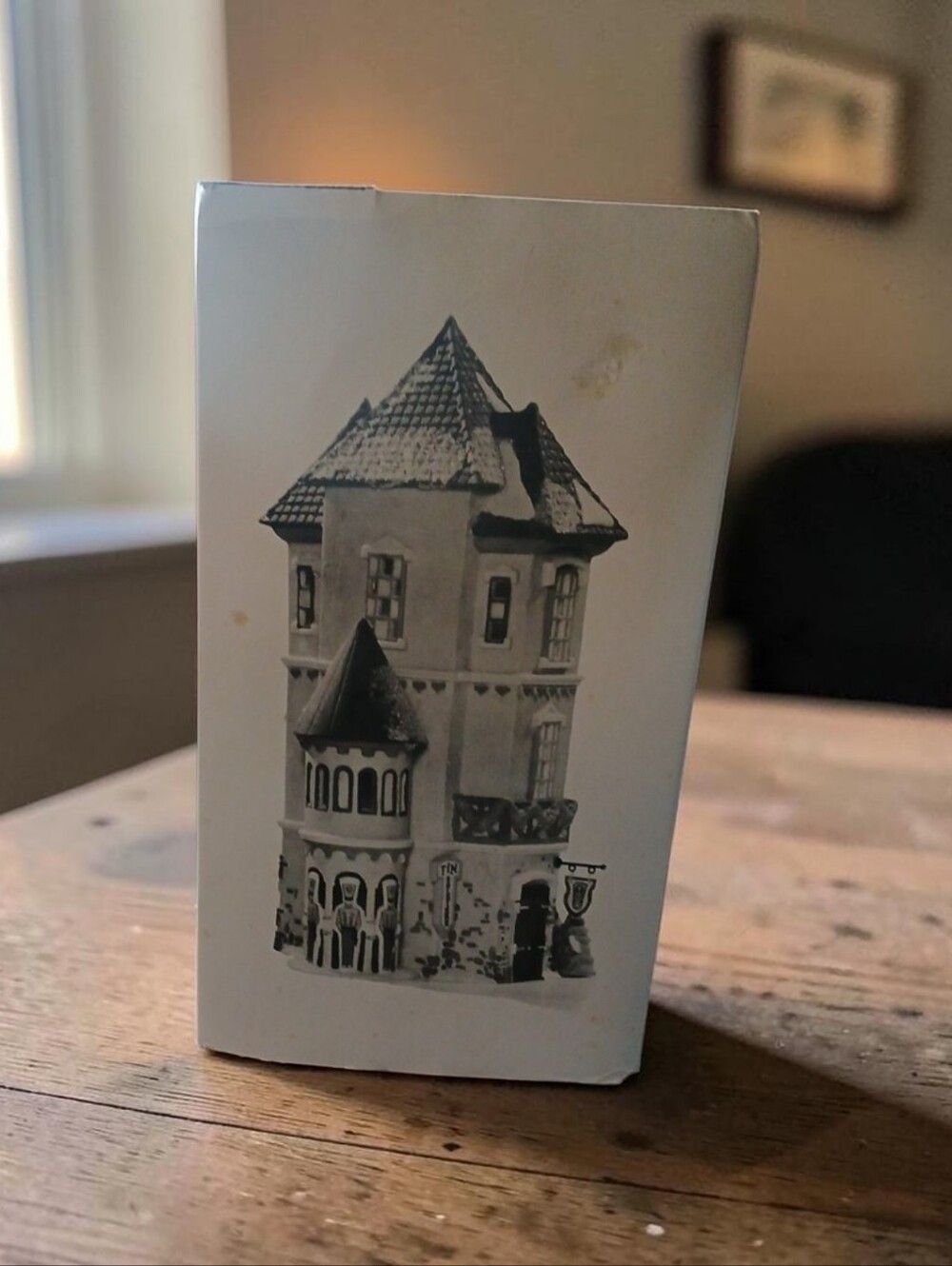 Dept. 56 Lighted Ceramic Village "Tin Soldier Shop" - Picture 9 of 11
